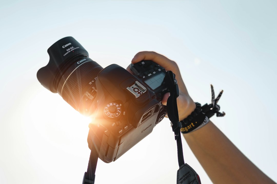 Print Quality vs Screen Resolution: What Dots Per Inch Actually Means
